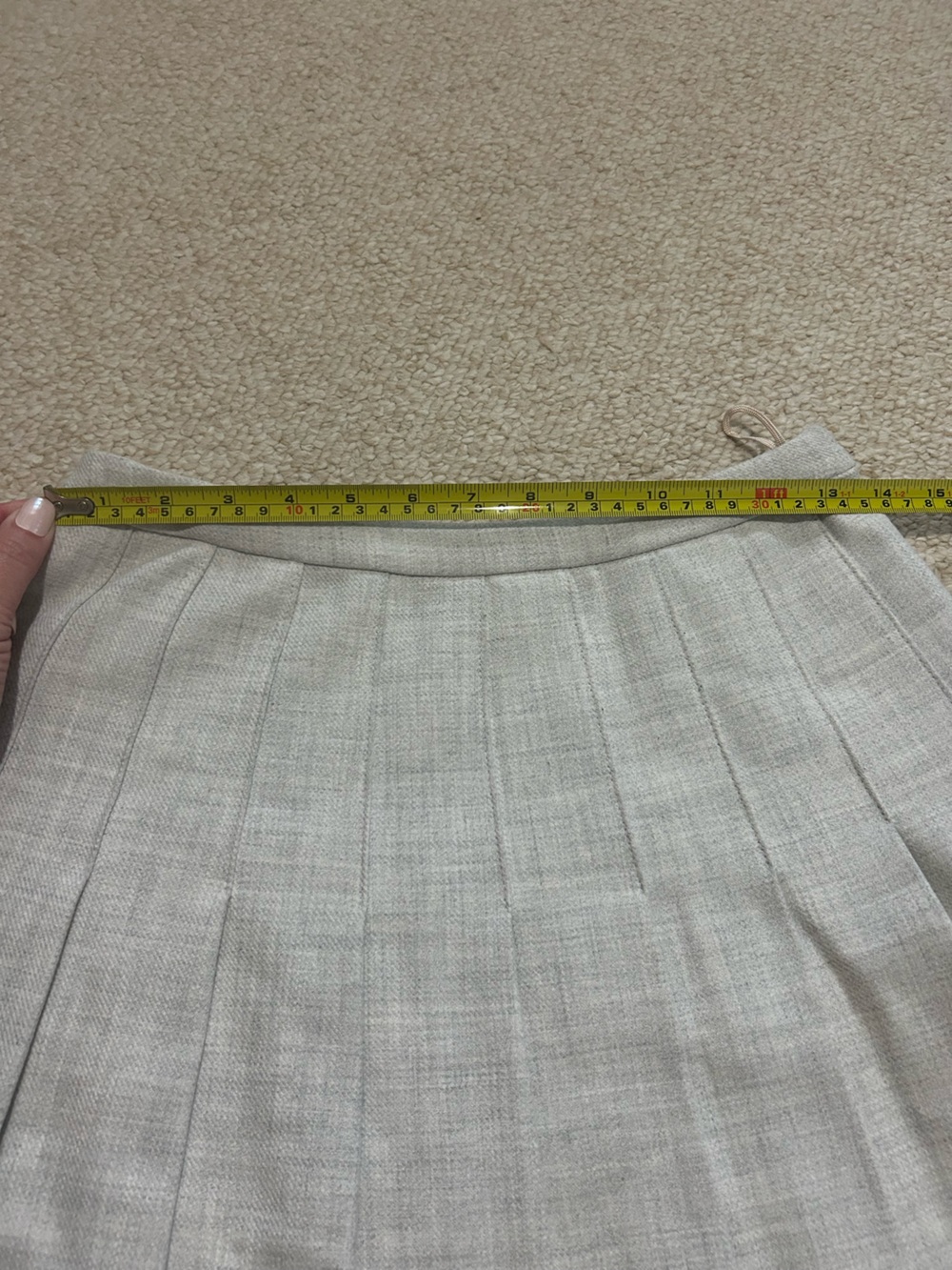 Aritzia Wilfred Juliet Mid-Rise Pleated Skirt in Herring/Birch Size 2 Lined - Picture 8 of 9